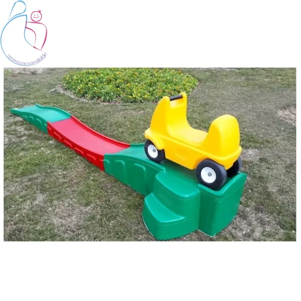 سرسره ماشینی ترن هوایی کودک | سطح شیبدار با ماشین چهارچرخ مقاوم