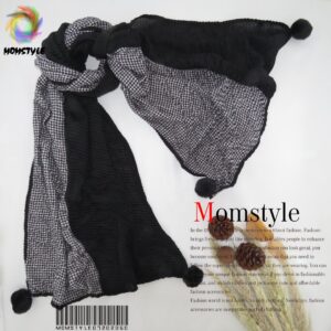 شال نخی  مشکی سفید چهارخانه  مام استایل