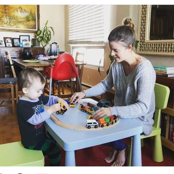 میز کودک طرح ایکیا مدل ماموت MAMMUT مامزنینی