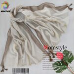 شال لنین منگوله دار دارای رنگبندی مام استایل