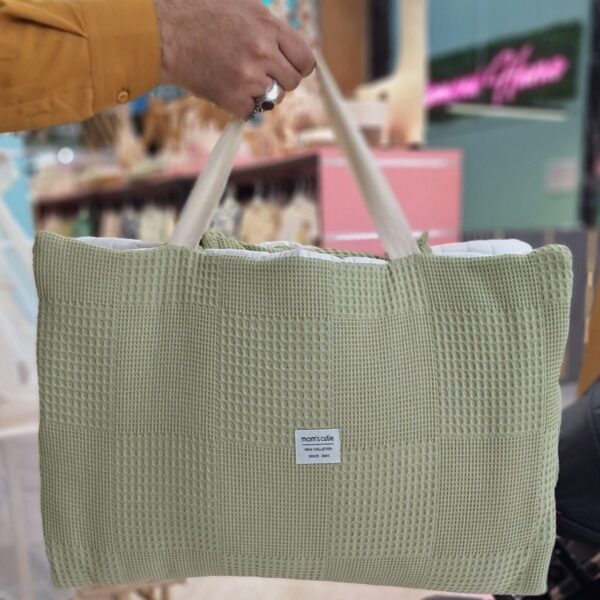 ست مسافرتی کیفی نوزاد برند مامز کیوتی مدل 3 تکه طرح تدی پیکه مامزنینی