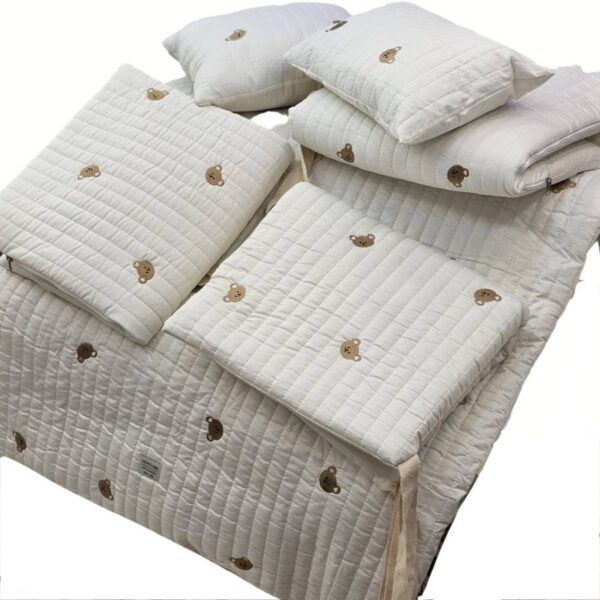 سرویس روتختی 7تیکه برند مامز کیوتی طرح تدی(baby bear) مامزنینی