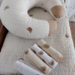 بالشت شیردهی یو U نوزاد برند مامز کیوتی طرح خرس تدی(baby bear)مامزنینی