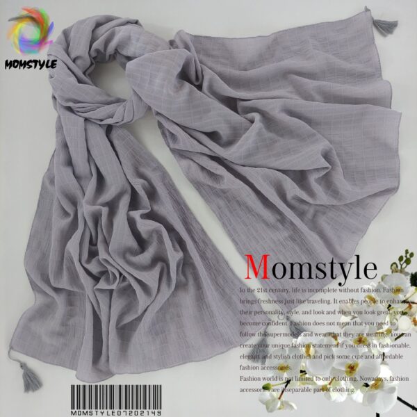 شال نخی  ساده چهارخانه منگوله دار  دارای رنگبندی مام استایل