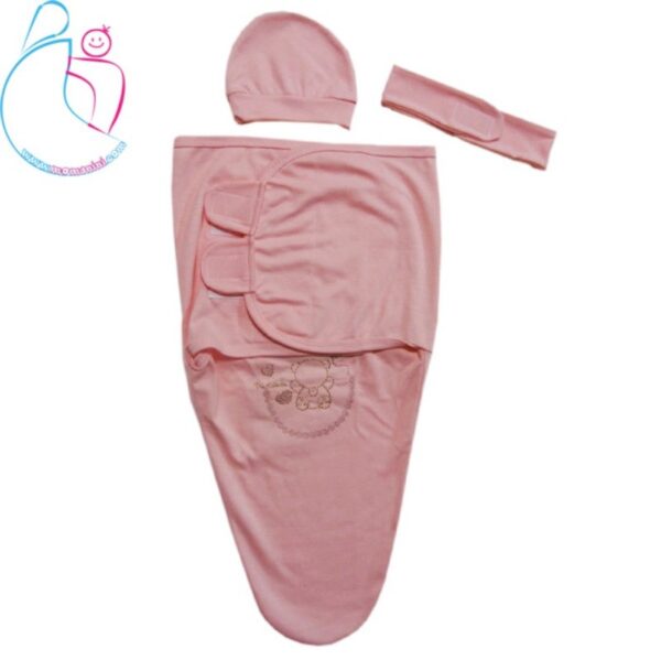 ست قنداق چسبی و کلاه و نافبند نوزاد دارای رنگبندی مامزنینی