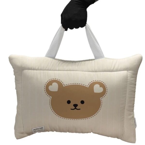 ست مسافرتی کیفی نوزاد برند مامز کیوتی مدل 3 تکه طرح خرس تدی(baby bear)مامزنینی