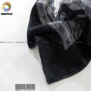 شال نخی  مشکی سفید چاپی  طرح هرمس مام استایل