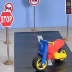 علایم راهنمایی و رانندگی و ترافیکی مهد کودک و خانه بازی مامزنینی