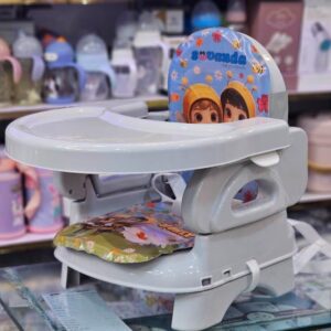 صندلی غذای کودک مدل پرتابل + کاسه و قاشق رایگان با تشک نرم عروسکی سوواندا Suvanda مامزنینی