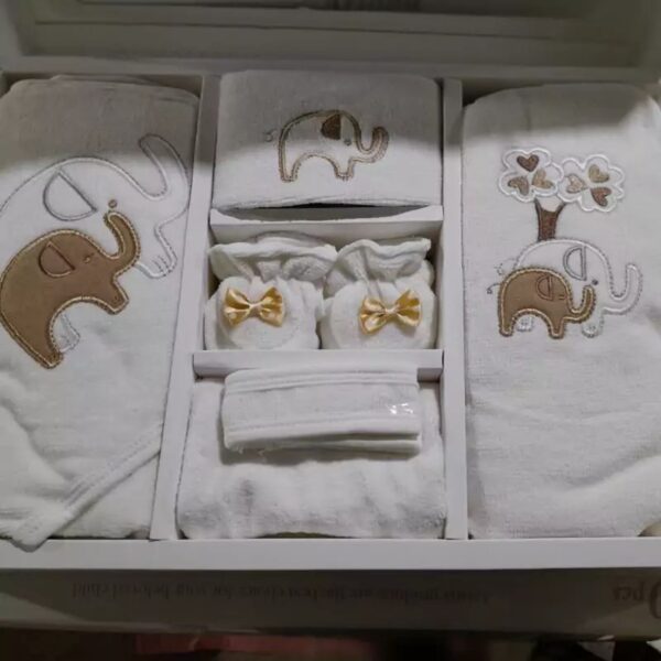 سرویس حوله جعبه ای کودک و نوزاد بلیکا طرح فیل مامزنینی