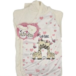 سرویس و ست حوله نوزاد برند مامز کیوتی طرح زرافه قلبی مامزنینی