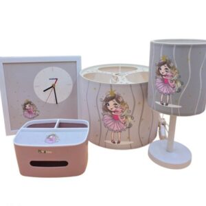 سرویس لوستر،آباژور،ساعت و جای دستمال نوزاد برند مامز کیوتی مدل 4 تکه طرح پرنسس اسب تکشاخ مامزنینی